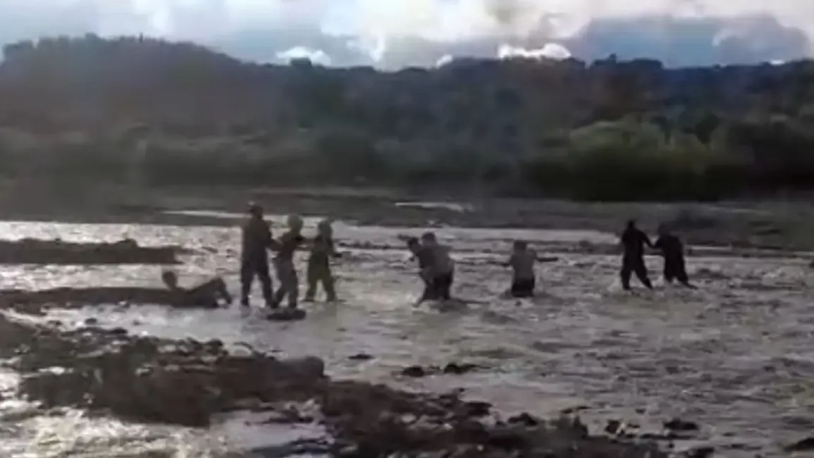 Rescare en el rio arenales