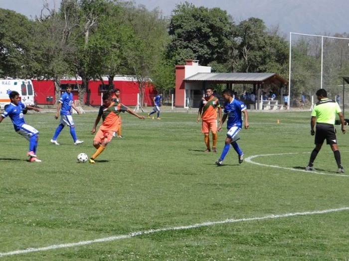 24616-se-juega-la-final-del-futbol-de-los-barrios