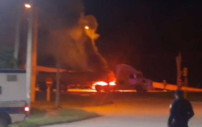 incendio camion cisterna 4