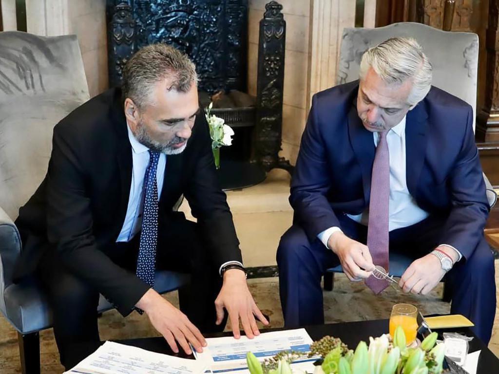 202004260811009a8777451907d8f5f9393997f6207d88