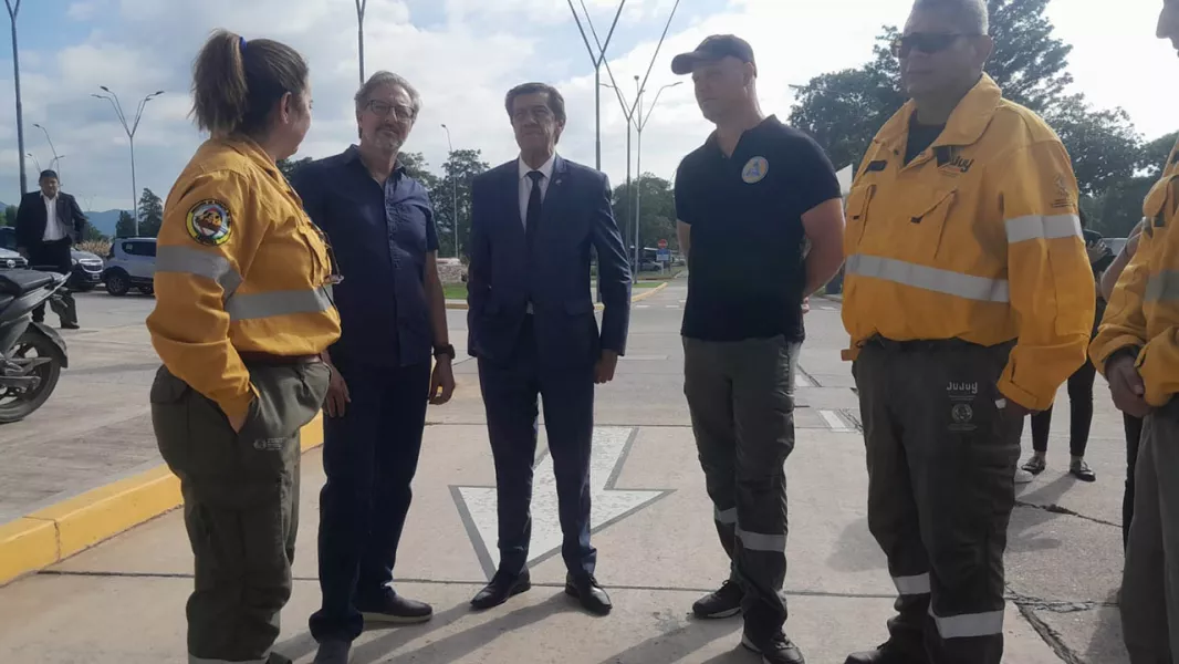 21864-realizaron-el-relevo-del-primer-contingente-de-brigadistas-forestales-saltenios