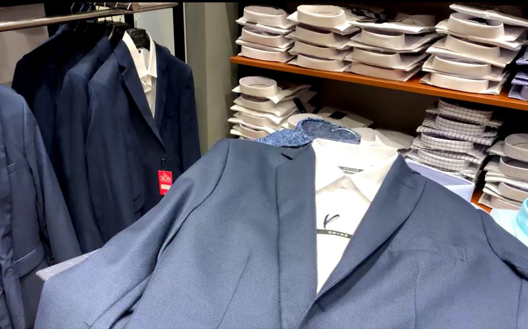 Trajes para outlet cena de egresados