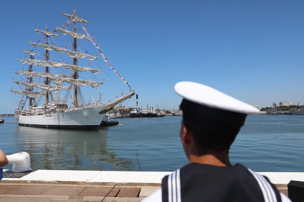 La Fragata ARA “Libertad” Volvió A Mar Argentino