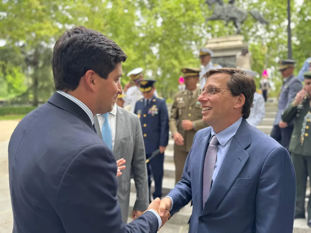 Lara Gross en España 02