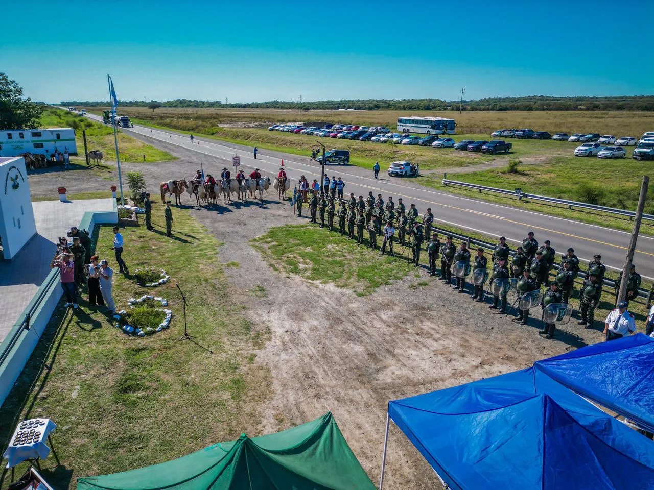 Homenaje a Gendarmes caídos 08