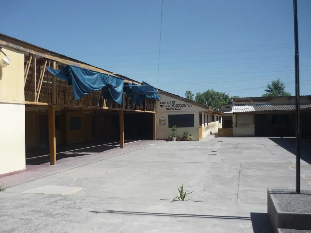 Escuela Miguel de Cervantes Saavedra 4013 VILLA LAVALLE 1138