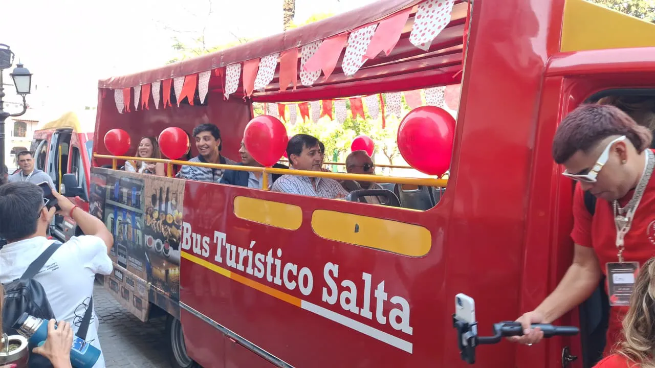 WhatsApp Image 2025-10-15 at 09.58.39