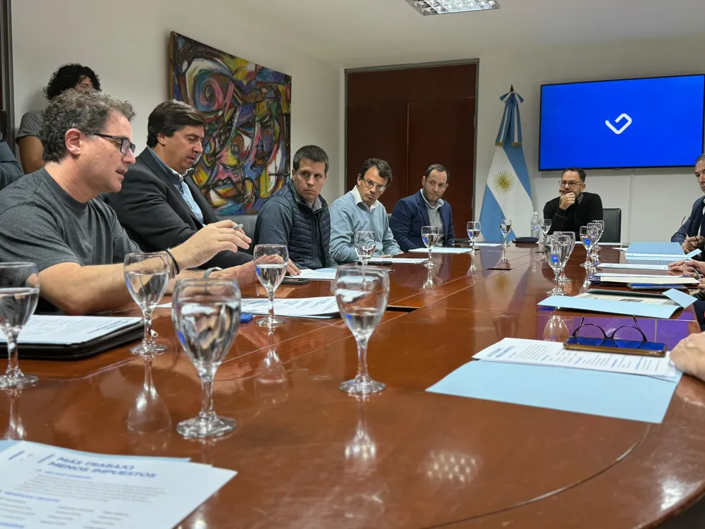 WhatsApp Image 2025-06-09 at 15.45.31 (1)