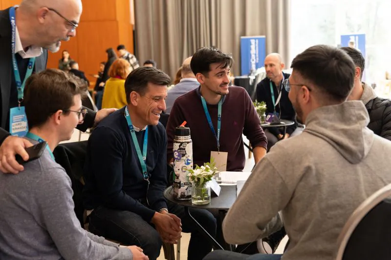 endeavor talleres (1)