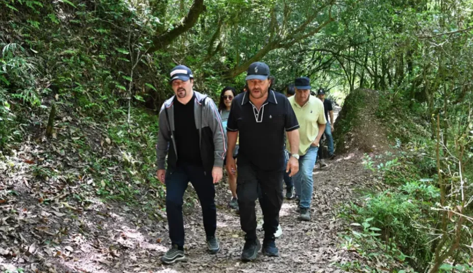 san lorenzo turistas francecsas