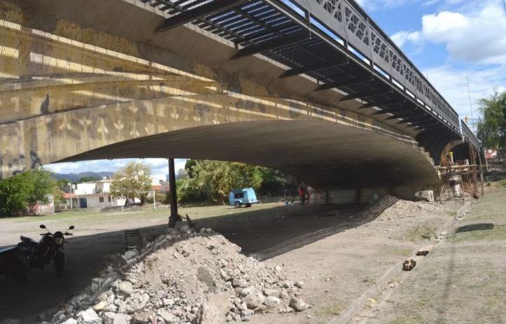 obras puente Velez Sarfield