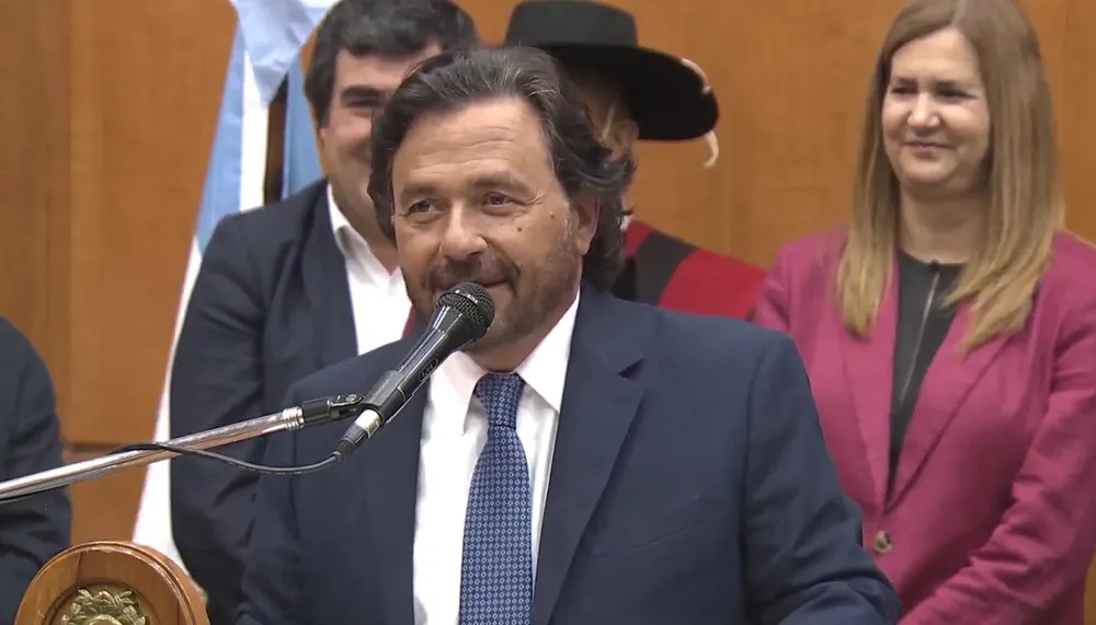 gustavo sáenz cambios de gabinete