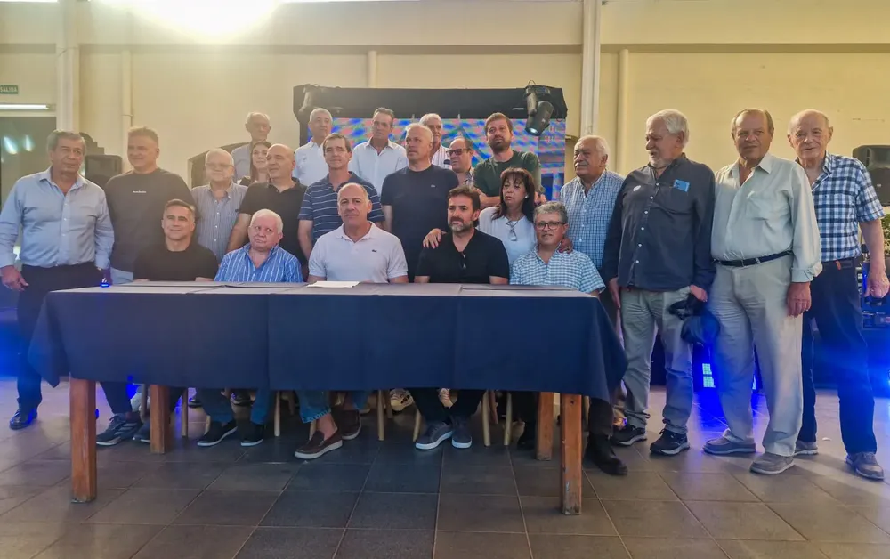 WhatsApp Image 2025-12-17 at 08.38.42