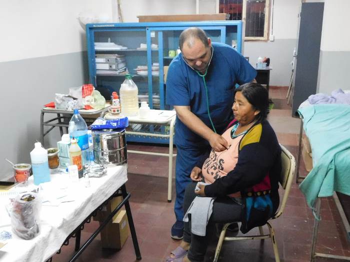 apolinario saravia - puesto de salud