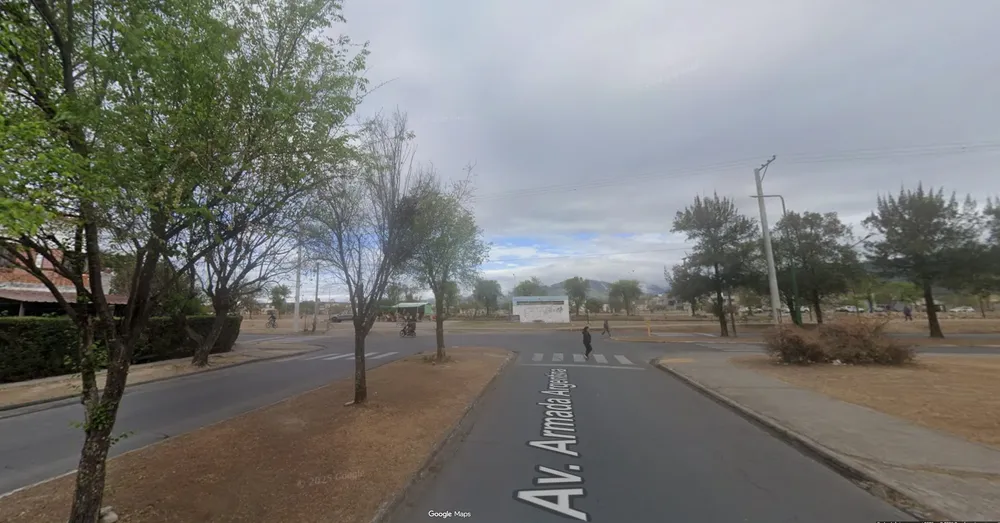 armada argentina y héroes de la patria avenida espacio público