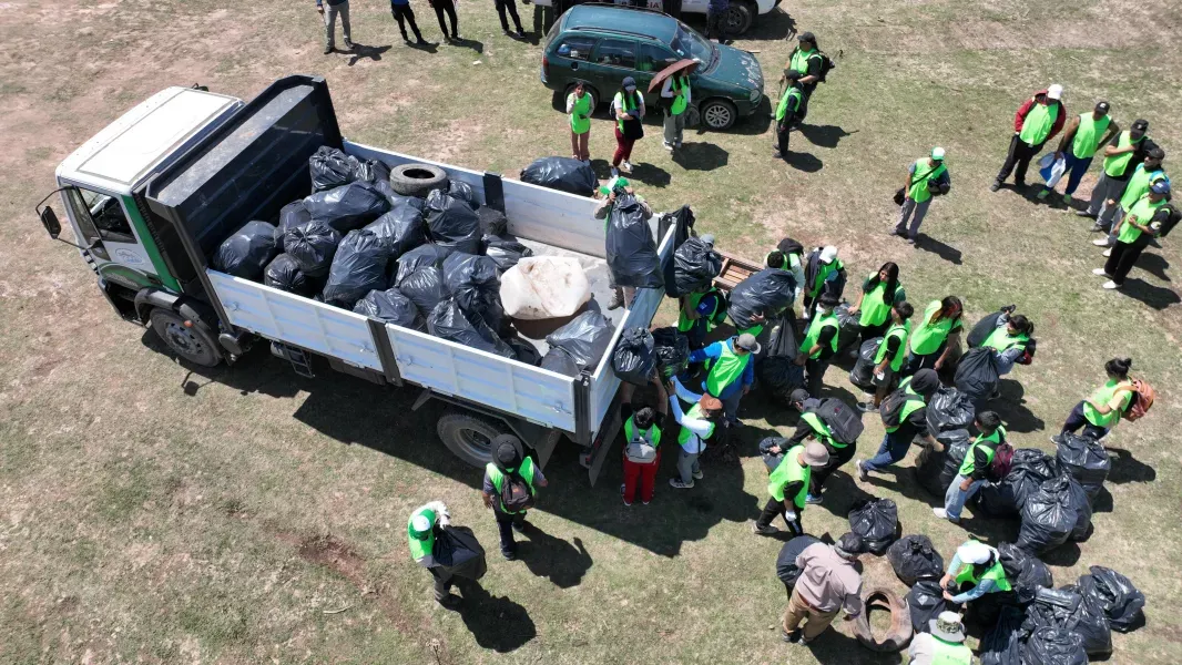 cabra corral limpieza 4